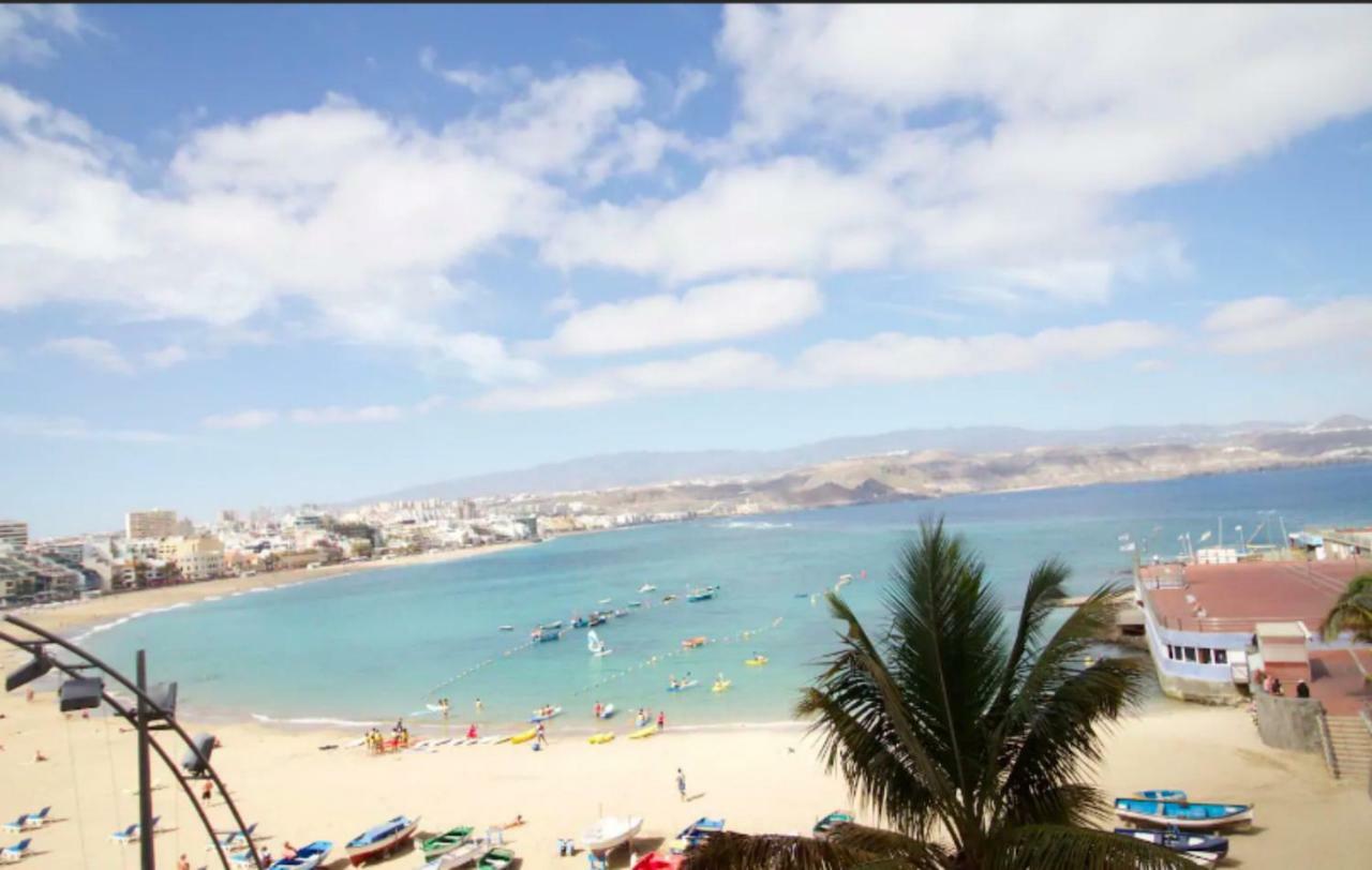 En Primera Linea De La Playa De Las Canteras Vista Al Mar Λας Πάλμας ντε Γκραν Κανάρια Εξωτερικό φωτογραφία